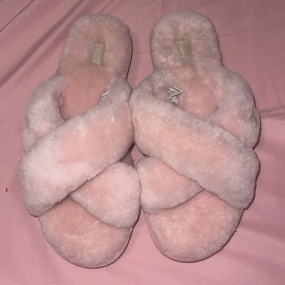 Link Ugg slides